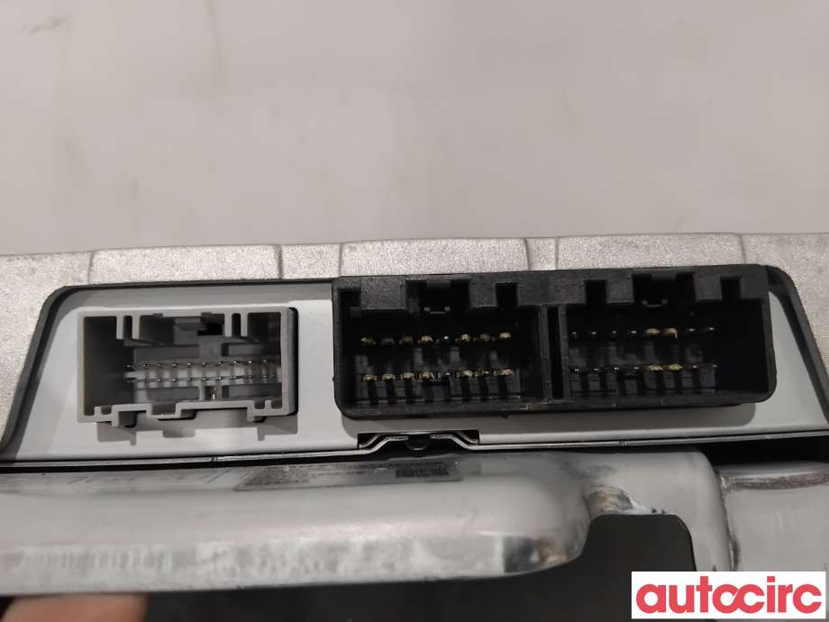 Bilstereo forsterker til Ford Mondeo 2014-2019 (Type V, Fase 1) (FORD|2372642|MDS7TT806BN|DS7T-18T806-CB)