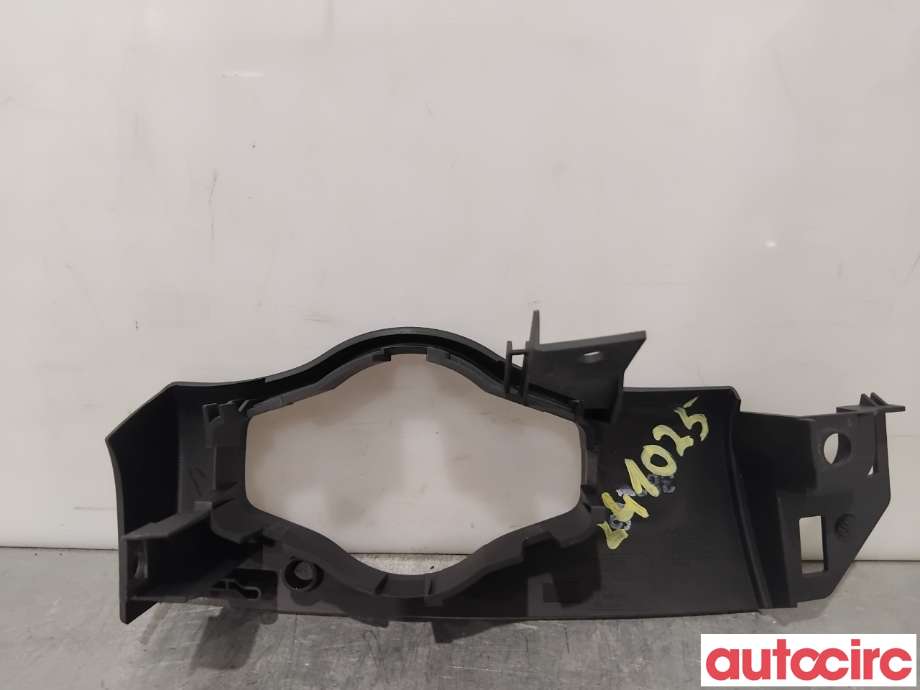 Diverse deler til Audi A4 2007-2014 (Type IV) (B8) (B8) (AUDI|8T1858341B|)