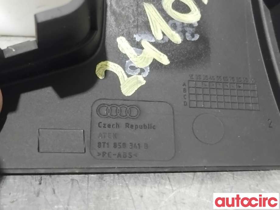 Diverse deler til Audi A4 2007-2014 (Type IV) (B8) (B8) (AUDI|8T1858341B|)