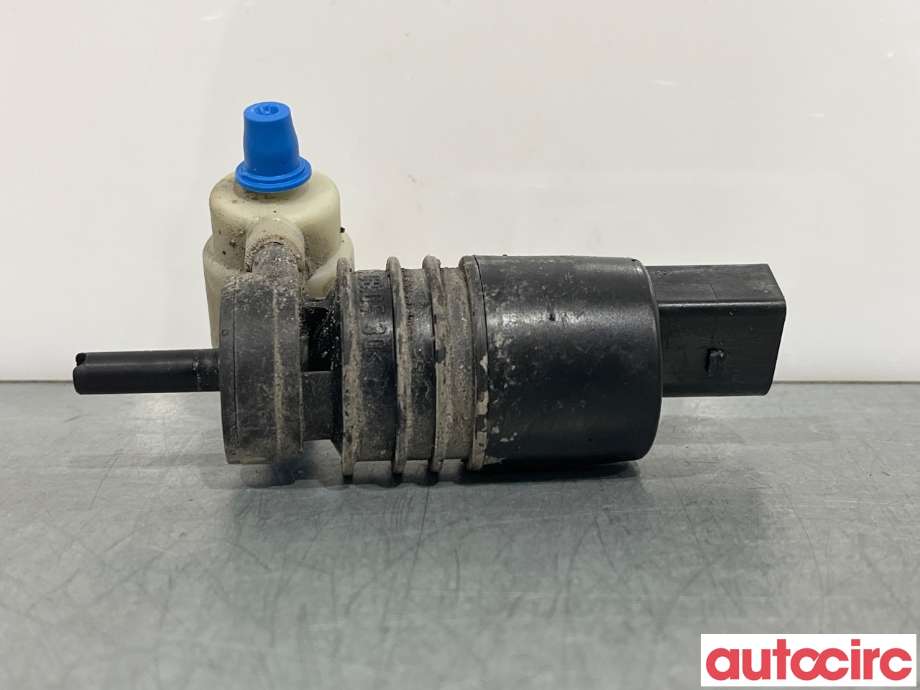 Spylerpumpe foran til VW Golf VI 2008-2012  (VOLKSWAGEN|1K6955651)