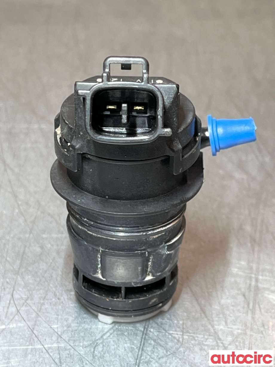 Spylerpumpe foran til Toyota Prius 2009-2016 (Type III) (COMBI) (COMBI) (TOYOTA|8533060190)