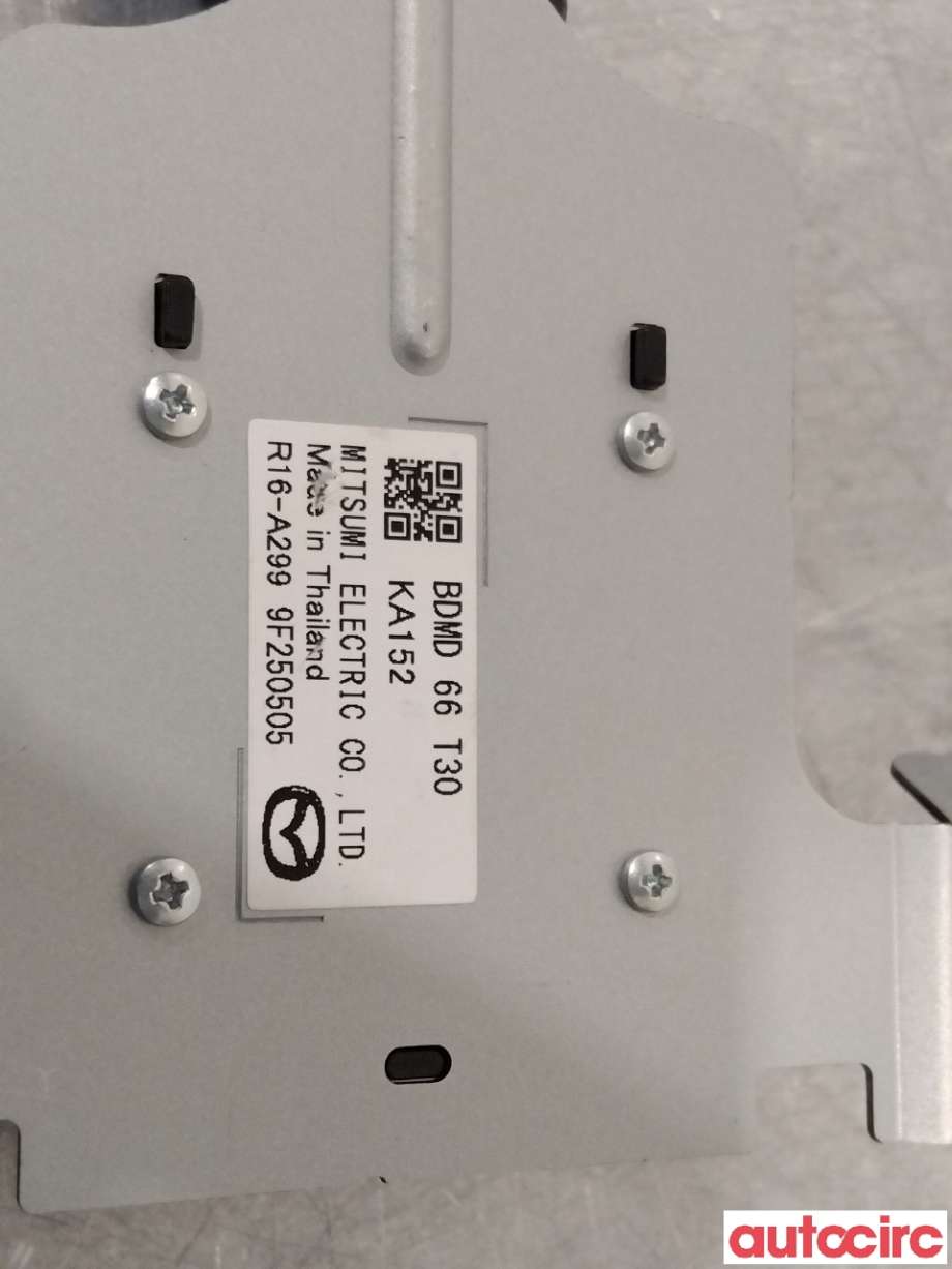 Dashbord telefon til Mazda CX-30 2020-->>  (MAZDA|BDMD-66-T30|)