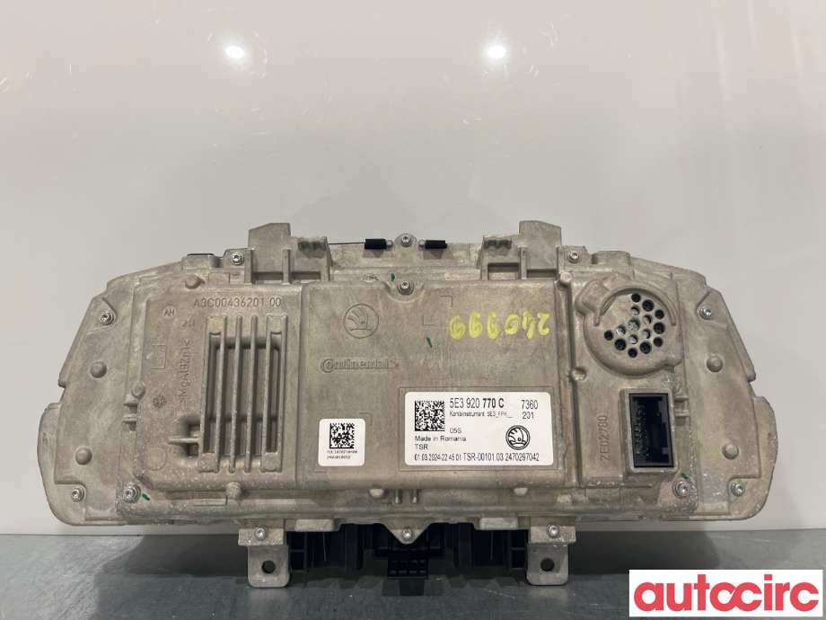 Instrumentpanel til Škoda Octavia 2020-->> (Type IV)  (SKODA|5E3920770)