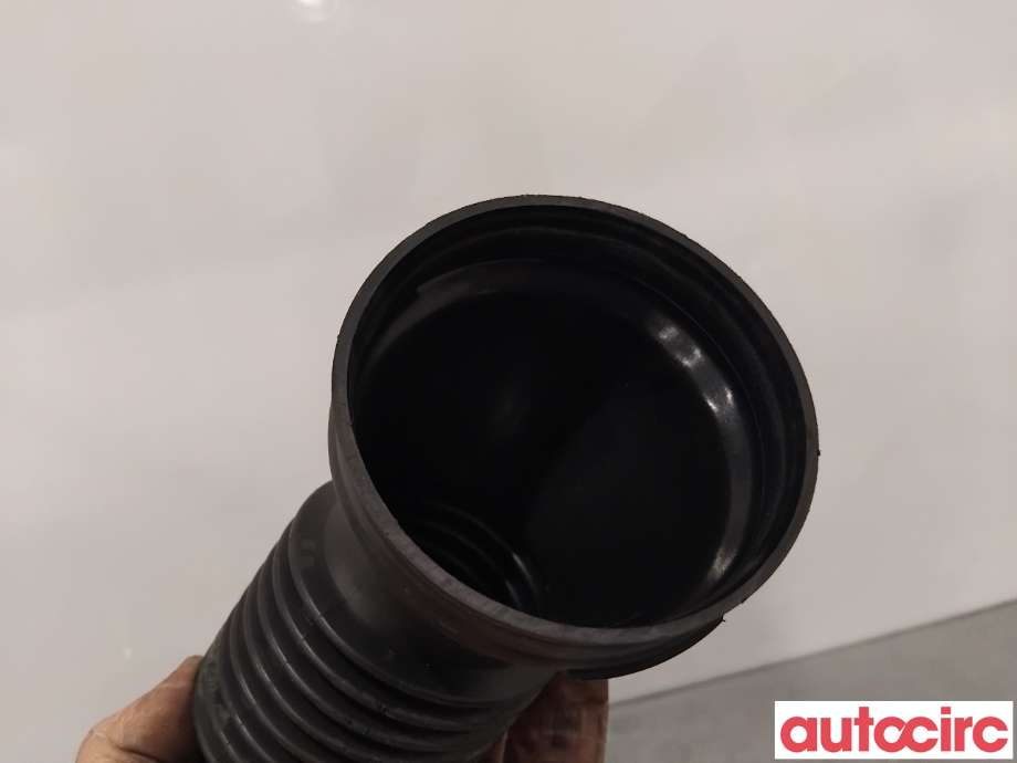 Luftslange innsug til Volvo XC90 2007-2014 (Type I, Fase 2)  (VOLVO|30714480|)