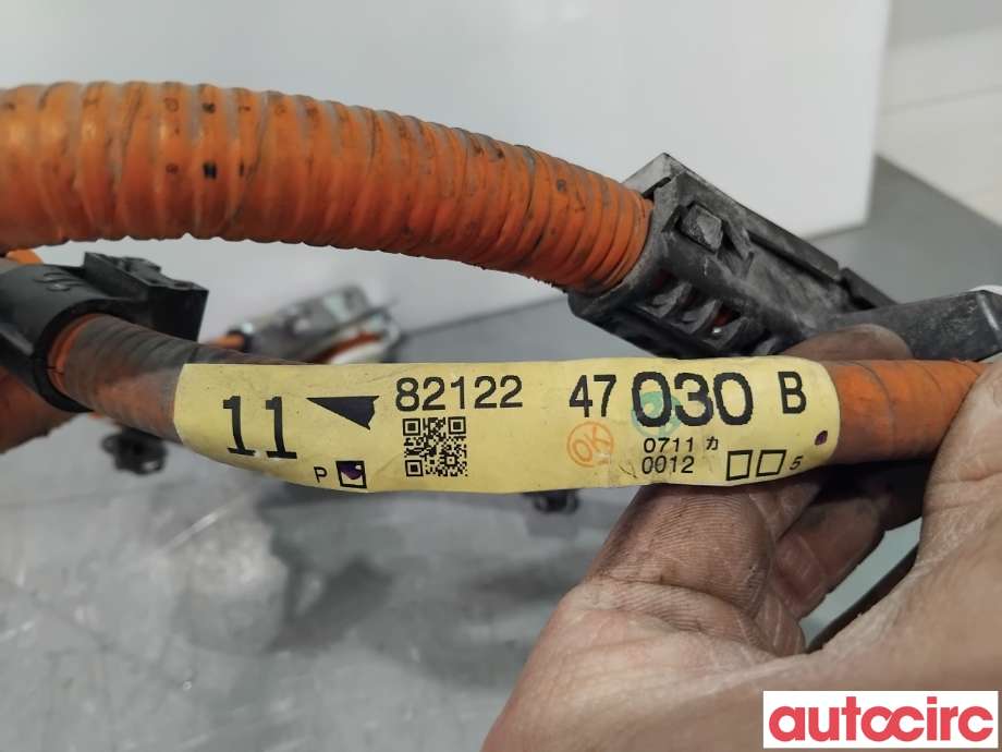 Kabel høy volt (HV) hybrid til Toyota Prius +7 2012-2020 (Type III) (stasjonsvogn) (stasjonsvogn) (TOYOTA|8212247030|)