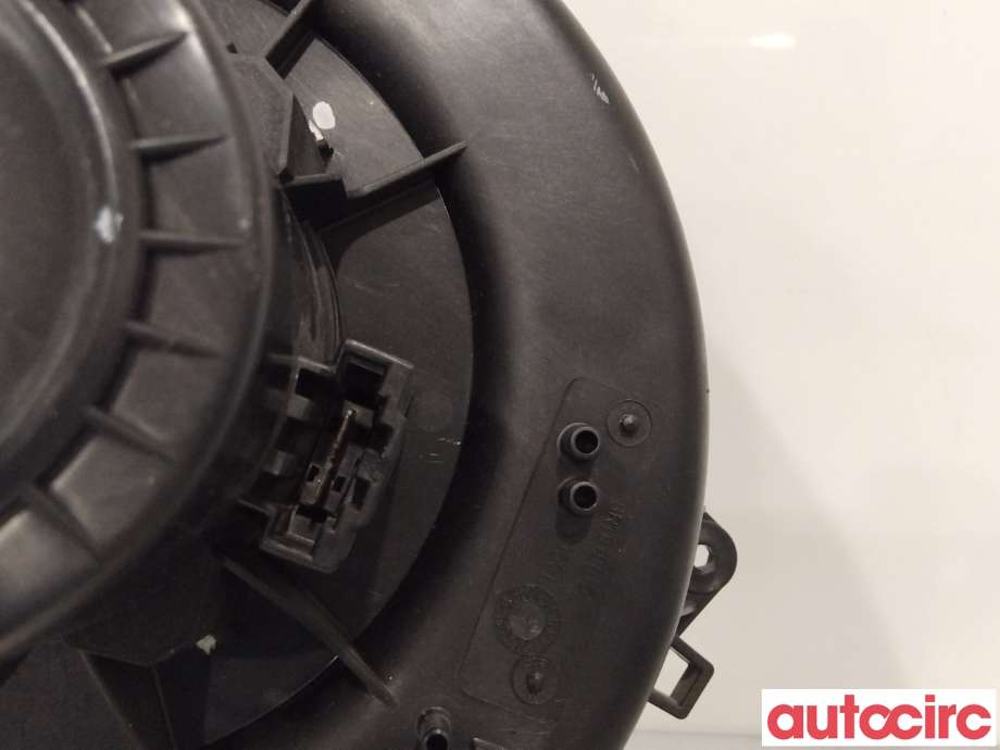 Varmeapparat motor til VW Polo 2014-2017 (Type V, Fase 2)  (VOLKSWAGEN|6R1819015|)