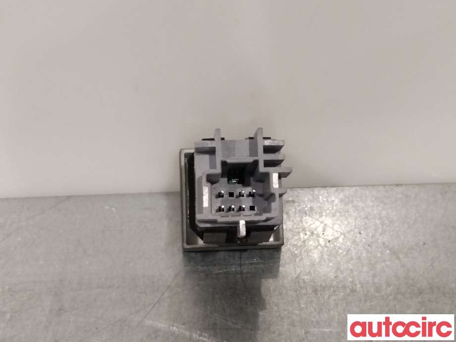 Bryter diverse til Mitsubishi Outlander 2015-->> (Type III, Fase 2)  (MITSUBISHI|8616A012|)