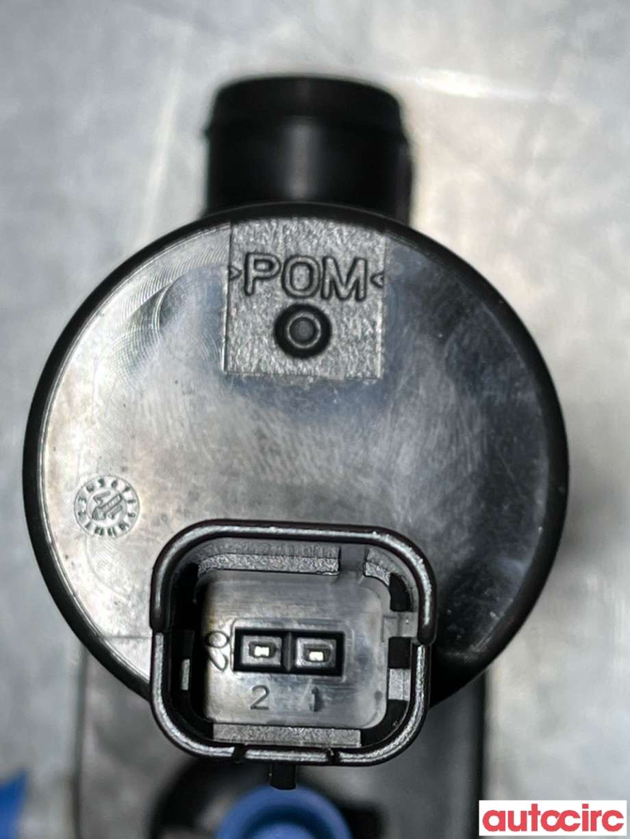 Spylerpumpe foran til Peugeot 3008 2016-->> (Type II) (PEUGEOT|9811794980)