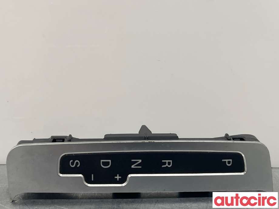 Diverse deler til Audi A6, 2005-2008 (Type III, Fase 1) (C6) (C6) (AUDI|4F1713463)