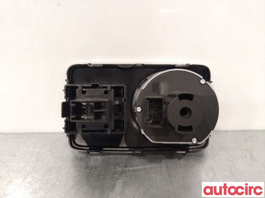Bryter lys til Škoda Superb 2008-2015 (Type II)  (SKODA|3T0941431B|)