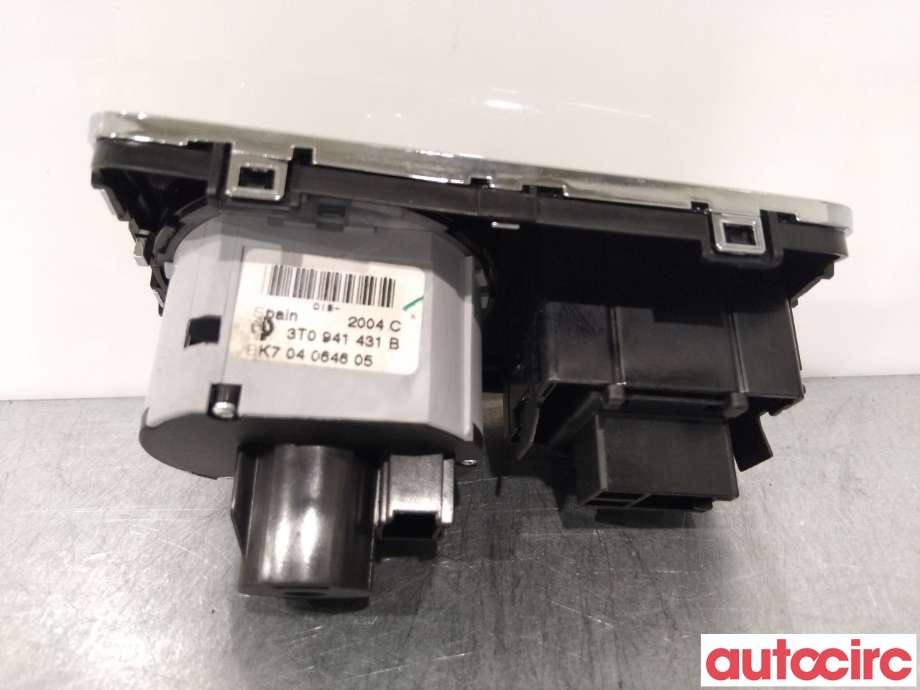 Bryter lys til Škoda Superb 2008-2015 (Type II)  (SKODA|3T0941431B|)