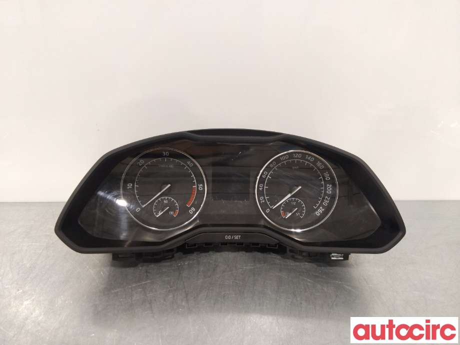 Instrumentpanel til Škoda Superb, 2015-->> (Type III) (SKODA|3V0920751A)