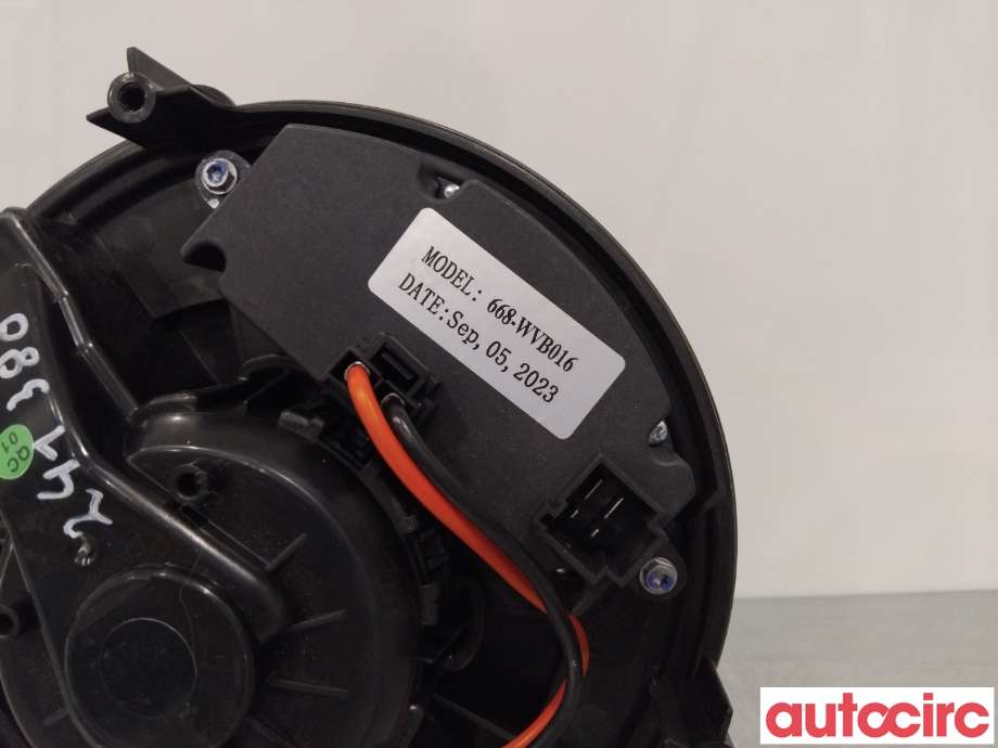 Varmeapparat motor til Škoda Superb 2015-->> (Type III)  (SKODA|5Q1819021B|)