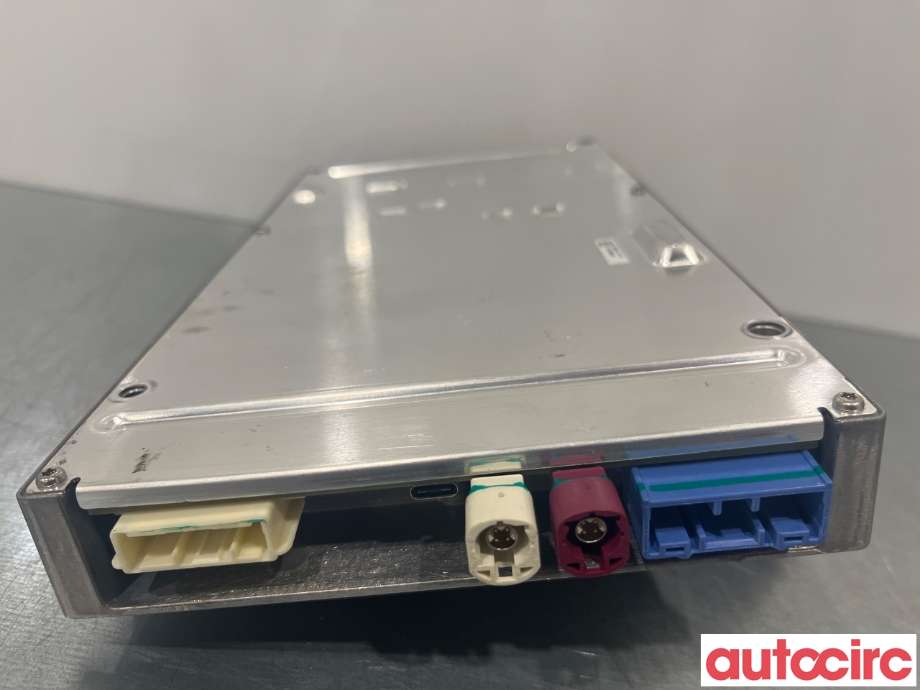 Styreenhet diverse til Tesla Model S 2016-2021 (Fase 2)  (TESLA|1078321-70-G|)