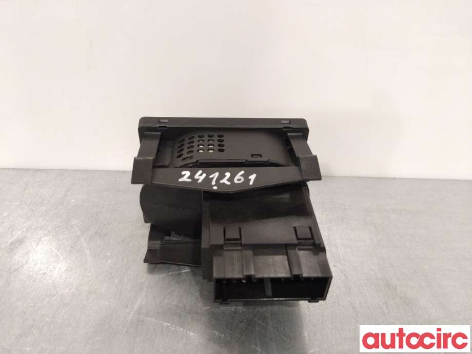 Bryter lys til Ford Kuga 2008-2012 (Type I)  (FORD|1471862|7M5T-13A024-AA|)