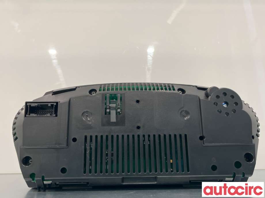 Instrumentpanel til BMW 5-Serie 2003-2010 (E60/E61) (E60/E61) (BMW|62109194889|110080213712|62119135253)
