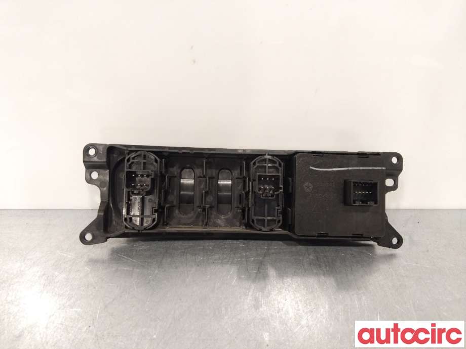 Bryter setevarme til Dodge Ram 2003-2008 (Type III)  (DODGE|56045625AB|)