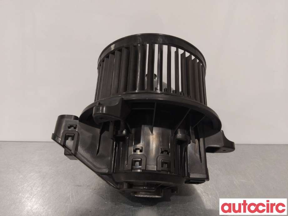Varmeapparat motor til Ford Transit Connect 2018-->> Type II, Fase 2 (FORD|2803061|RK31-18456-AA|)