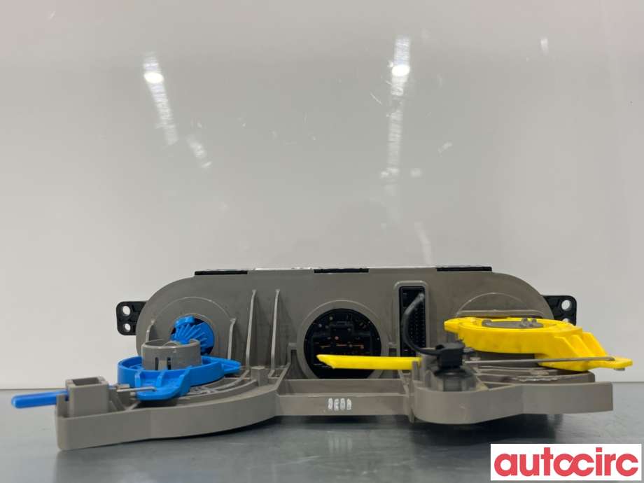 Varmeapparat betjening til Hyundai i20 2009-2014 (Type I)  (HYUNDAI|972504P540BLH||97250-4P540)
