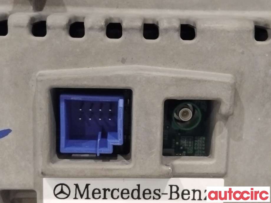 Multimedia display (MCU - Media Controller Unit) til Mercedes Sprinter 2018-->> (907/910) (907/910) (MERCEDES|A9079001603|)