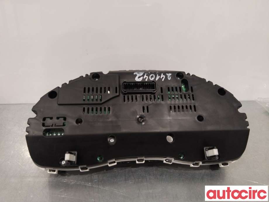 Instrumentpanel til Hyundai i40 2012-2017  (HYUNDAI|940113Z400|11001-778900H|94011-3Z400)