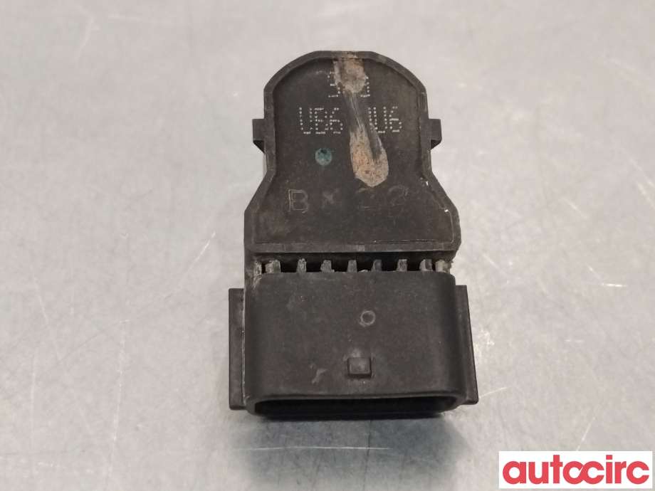 Parkeringssensor bak til Hyundai i40 2012-2017  (HYUNDAI|957203Z000UB6||95720-3Z000)