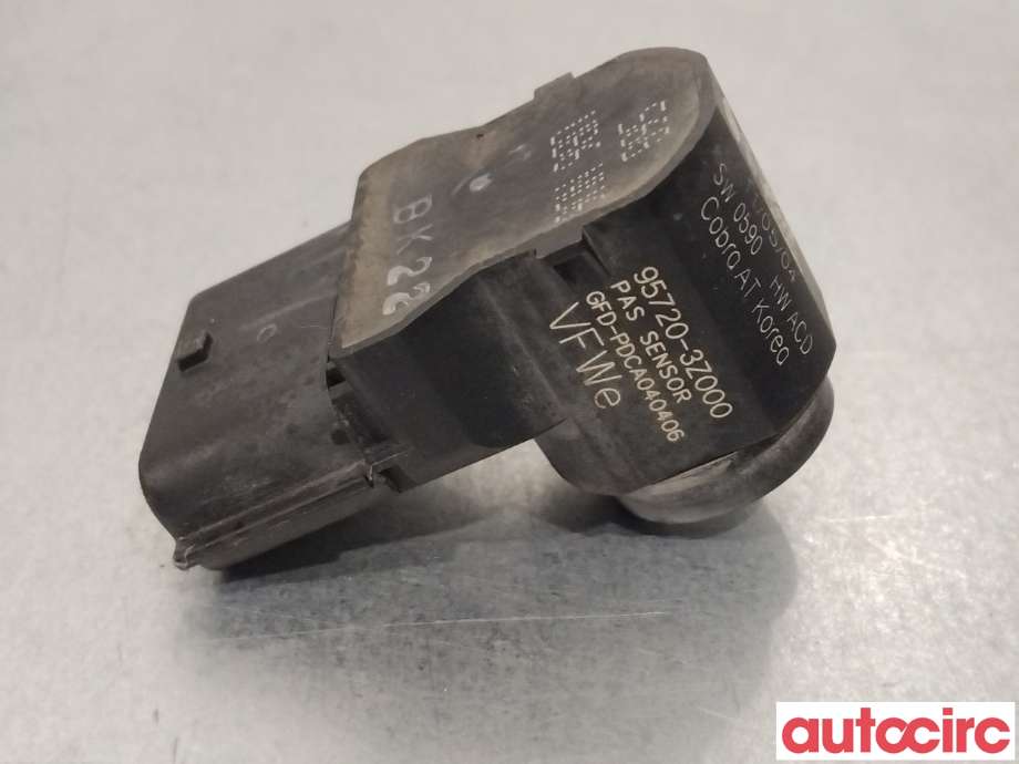 Parkeringssensor bak til Hyundai i40 2012-2017  (HYUNDAI|957203Z000UB6||95720-3Z000)