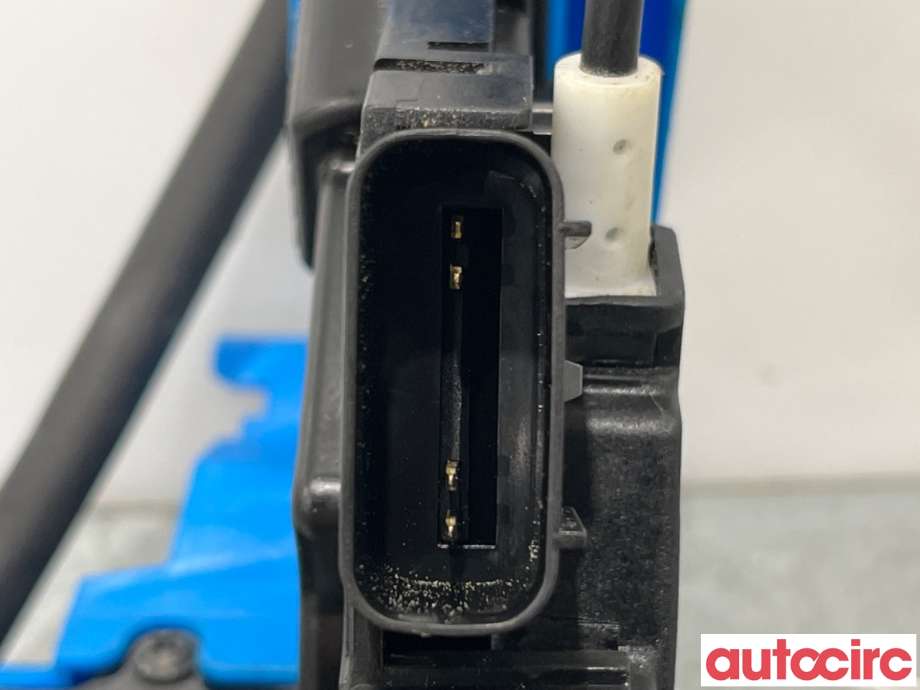 Låsekasse høyre bak til Kia Cee