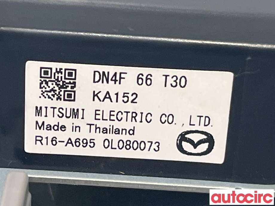 Antenne forsterker til Mazda MX-30 2020-->> (MAZDA|DN4F-66-T30)