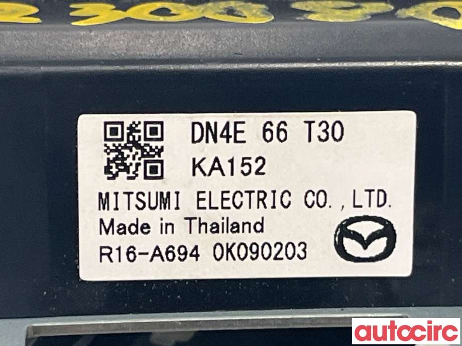 Antenne forsterker til Mazda MX-30 2020-->>  (MAZDA|DN4E-66-T30)