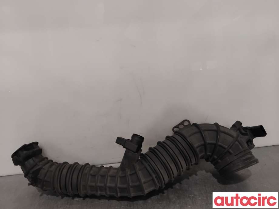 Luftslange innsug til VW Transporter / Caravelle 2009-2015 (Fase 2) (T5) (T5) (VOLKSWAGEN|7E0129615E|)