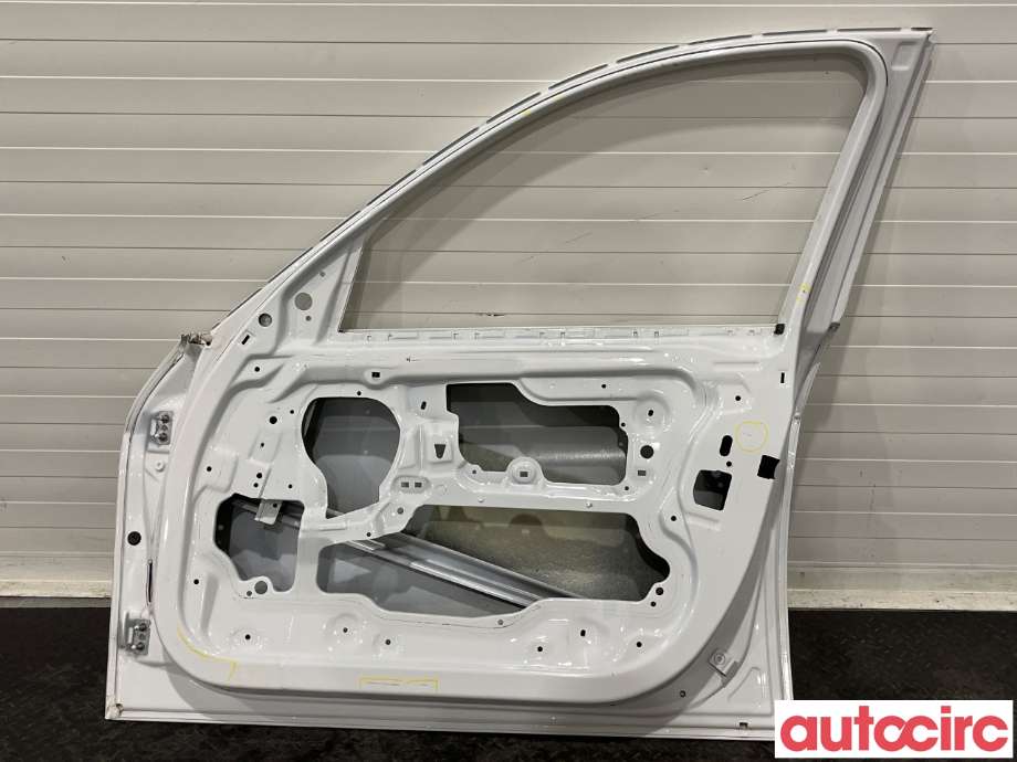 Dør høyre foran til BMW 3-Serie 2005-2011 (E90/E91/E92/E93) (E90/E91/E92/E93) (BMW|41515A2A386)