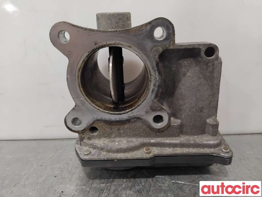 Spjeldhus til Toyota Corolla 2007-2013  (TOYOTA|261000N030||26100-0N030)