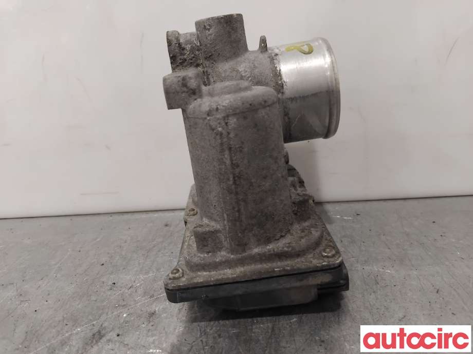Spjeldhus til Toyota Corolla 2007-2013  (TOYOTA|261000N030||26100-0N030)