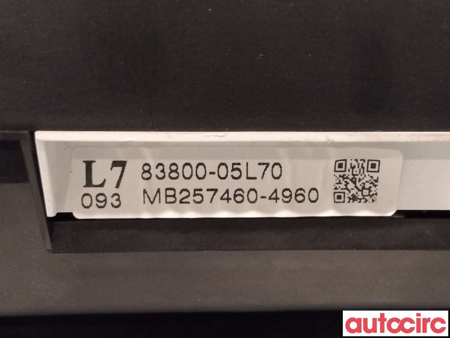 Instrumentpanel til Toyota Avensis 2009-2015 (Type III, Fase 1)  (TOYOTA|8380005L70|)