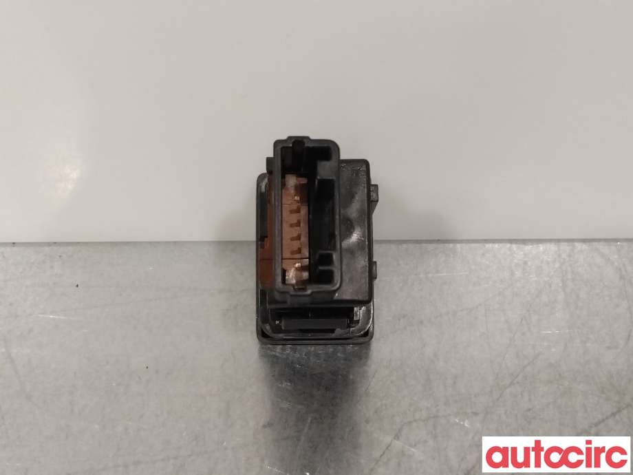 Bryter Antispinn til Toyota Avensis 2009-2015 (Type III, Fase 1)  (TOYOTA|8498805020|)