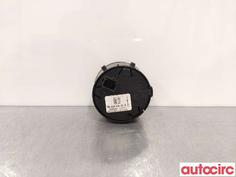 Bryter Antispinn til Peugeot Partner 2008-2015 (Type II, Fase 1)  (PEUGEOT|454948|98052503ZD|)