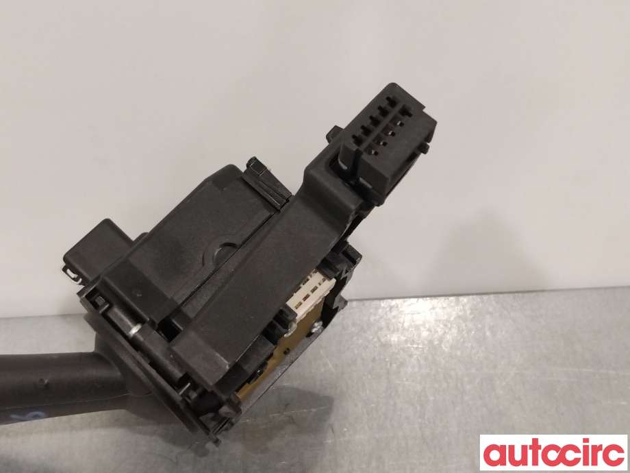 Bryter blink til VW Caddy 2004-2010 (Type III, Fase 1)  (VOLKSWAGEN|1K0953513E|)