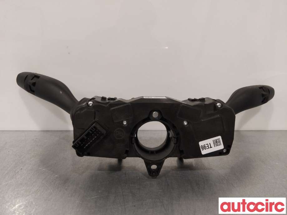 Bryter combi til Kia e-Soul 2019-->> (Type III)  (KIA|93404K0960|)