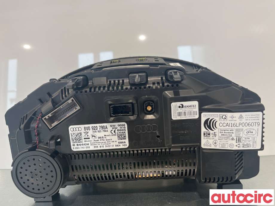 Instrumentpanel til Audi A3 2016-2020 (Type III, Fase 2) (AUDI|8V0920790)
