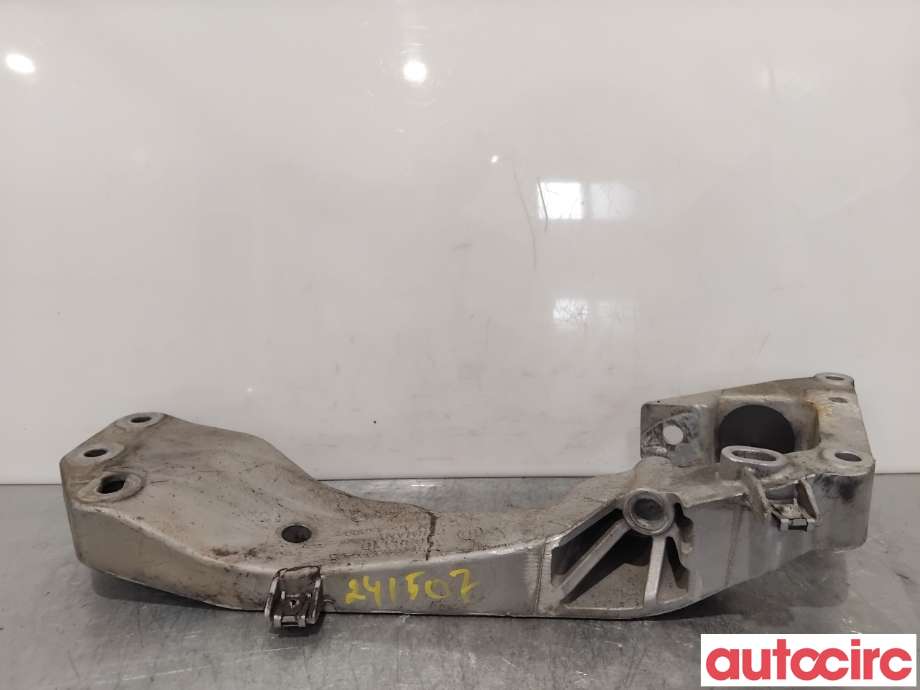 Diverse deler til BMW 4-Serie 2013-2020 (F32/F33/F36) (F32/F33/F36) (BMW|22116769281|21038310|22316769281)