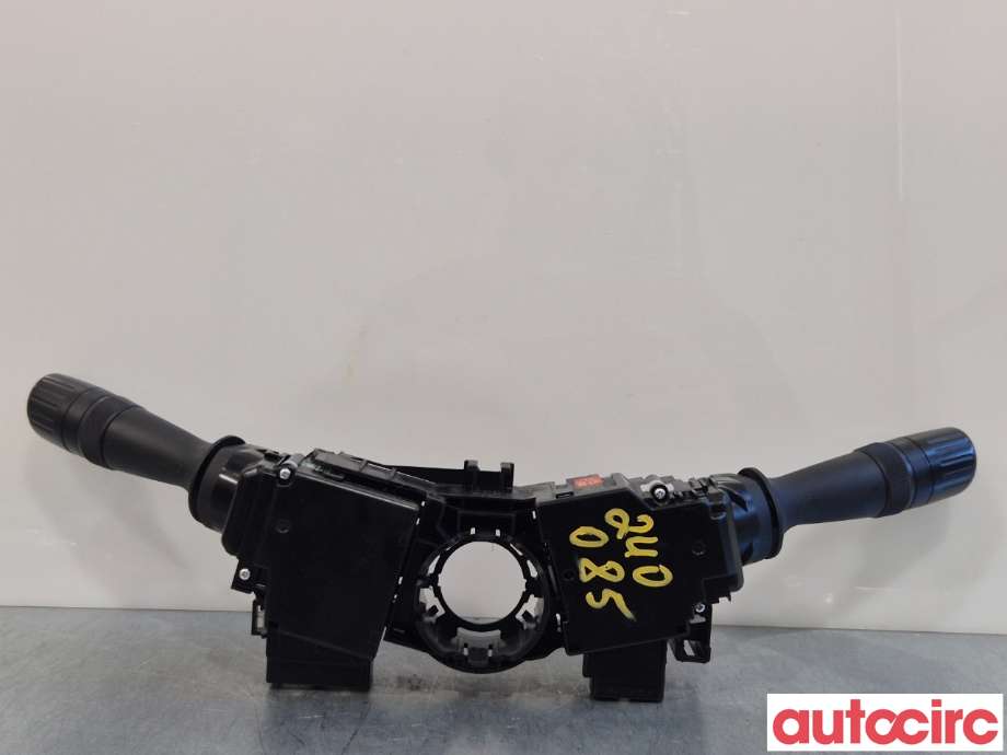 Bryter combi til Toyota Auris 2013-2015 (Type II, Fase 1)  (TOYOTA|8465202540|8414002730|)