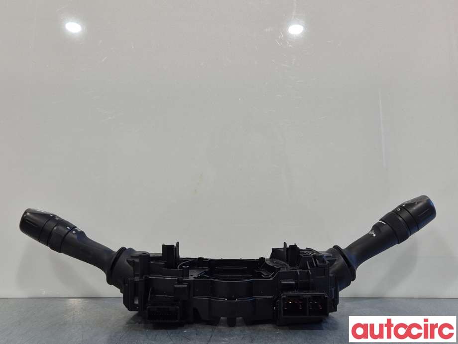 Bryter combi til Toyota Auris 2013-2015 (Type II, Fase 1)  (TOYOTA|8465202540|8414002730|)