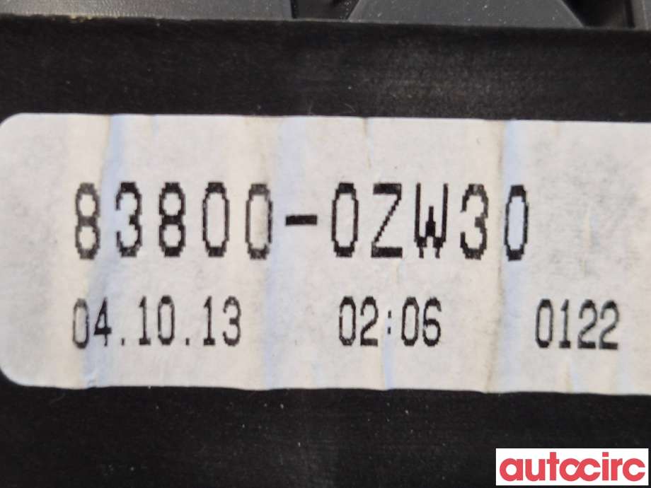 Instrumentpanel til Toyota Auris 2013-2015 (Type II, Fase 1)  (TOYOTA|838000ZW31||838000ZW30)