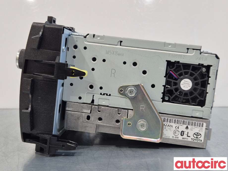 Bilstereo til Toyota Auris 2013-2015 (Type II, Fase 1)  (TOYOTA|8614002030|)