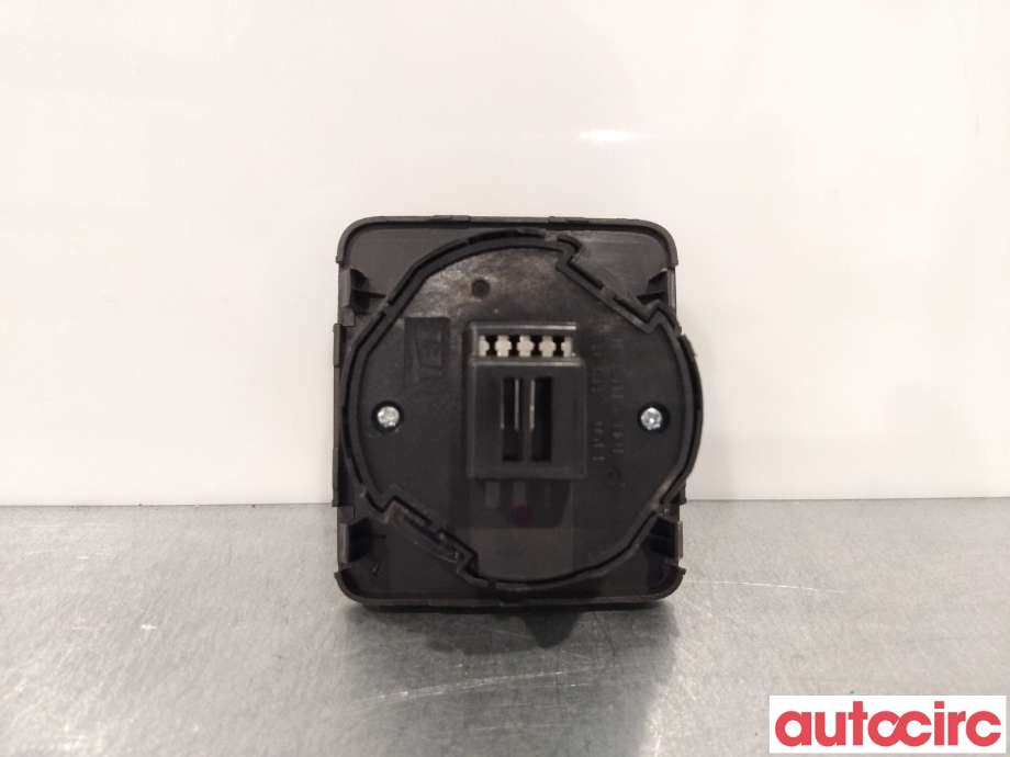 Bryter diverse til Isuzu D-Max 2012-2017 (Type II, Fase 1)  (ISUZU|8980658362)