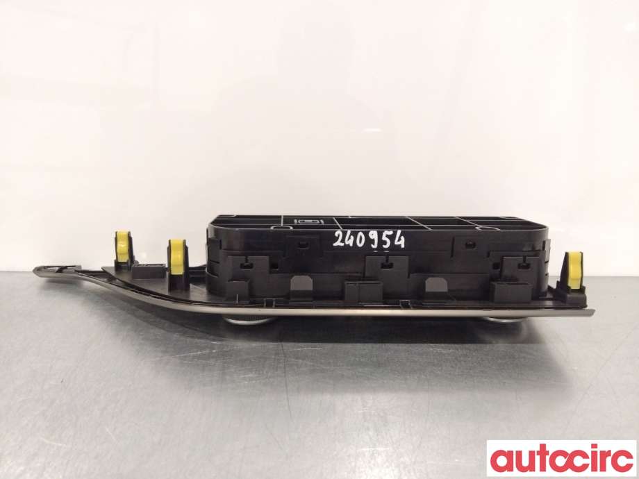 Varmeapparat betjening til Toyota Auris 2013-2015 (Type II, Fase 1)  (TOYOTA|5590002380B0|)