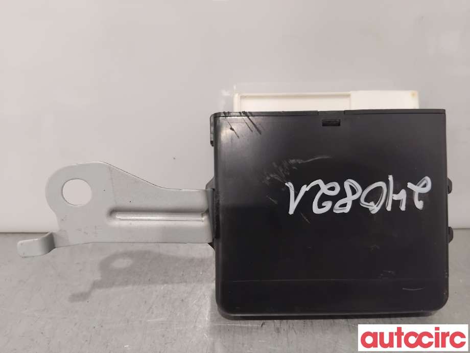 Styreenhet elektrisk bakluke til Toyota RAV4 2016-2019 (Type IV, Fase 2)  (TOYOTA|8922242090|414814-11021|89222-42090)