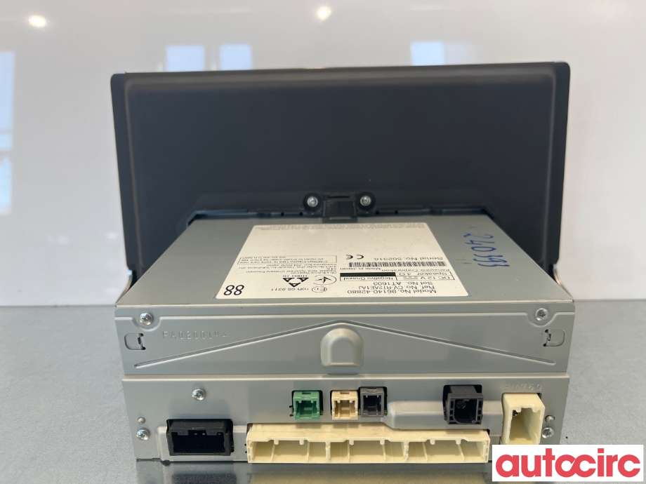 Bilstereo til Toyota RAV4 2019-->> (Type V)  (TOYOTA|8614042881)
