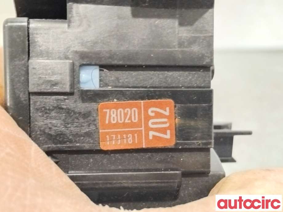 Bryter blink til Lexus NX 2014-2021 (Type I) (AZ10) (AZ10) (LEXUS|8414078020||78020)